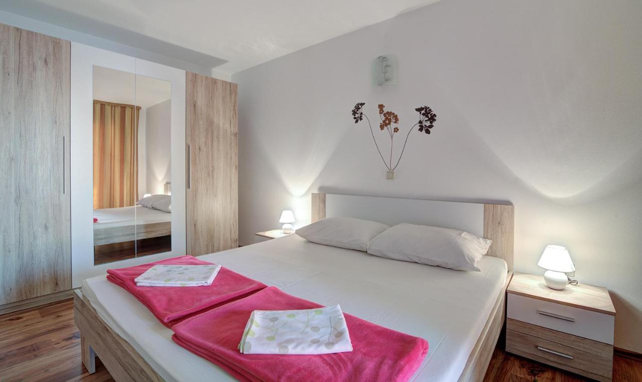 Apartments Lucia Senj 1 ภายนอก รูปภาพ
