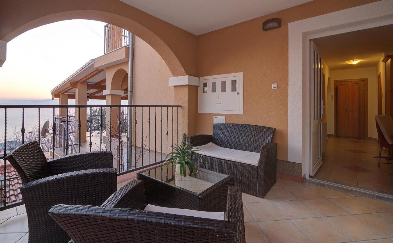 Apartments Lucia Senj 1 ภายนอก รูปภาพ