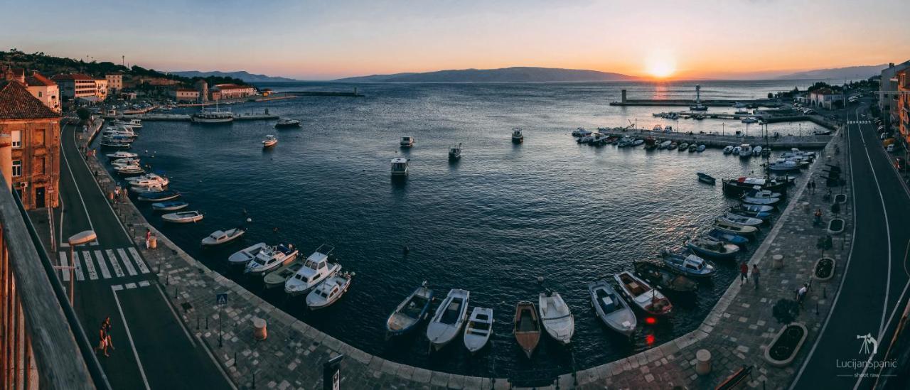 Apartments Lucia Senj 1 ภายนอก รูปภาพ